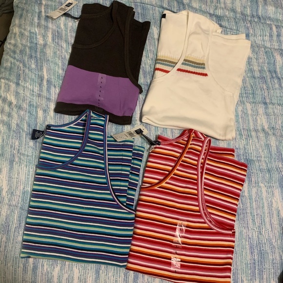 GAP tank top *bundle* - Picture 1 of 9